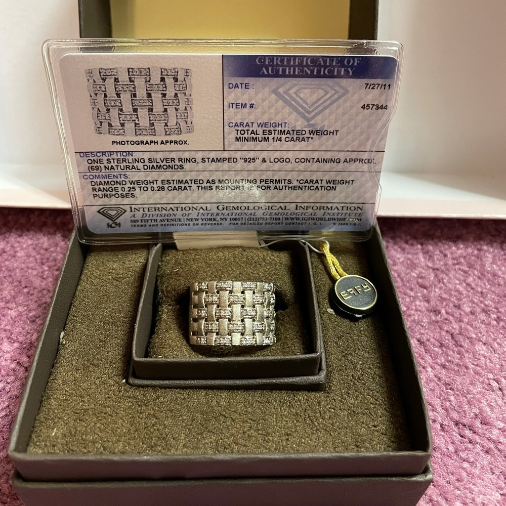Women’s EFFY ring